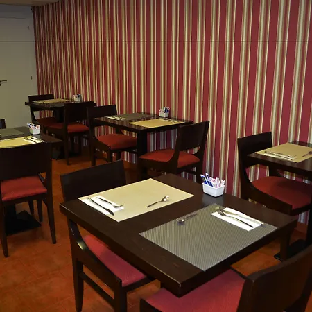 Hotel El Retiro De Cardea 3*